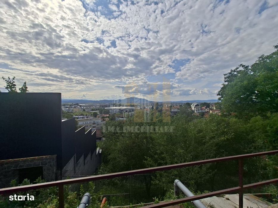 Apartament 2 camere semidecomandat Brasovul vechi