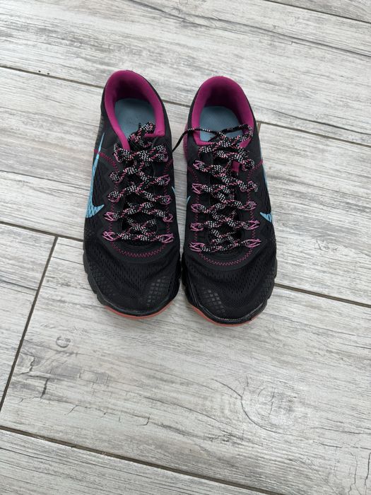 Маратонки Nike 39