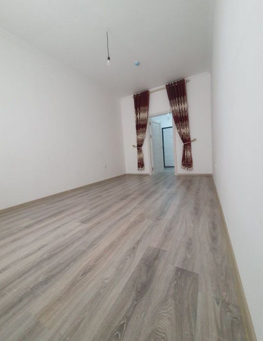 Sergeli yangi darhon 2/10/16 srochna sotiladi