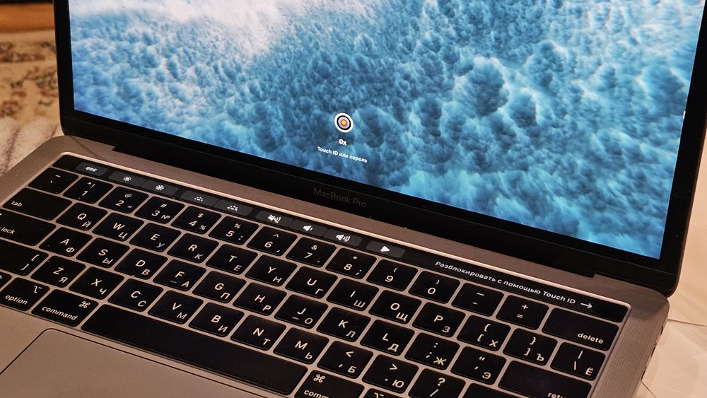 Macbook Pro 13 i5 2019.