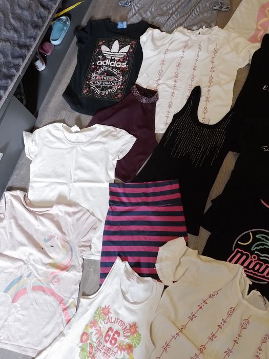 Lot tricouri diferite marimi