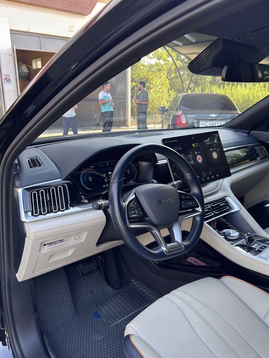 Byd Chempion 605 Honor