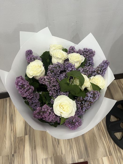 Цветы срочно продам