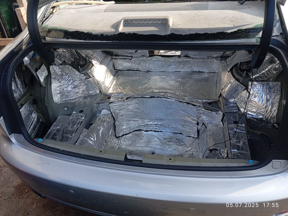 Задняя часть Lexus IS 250