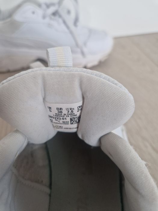 Маратонки Puma Cassia Via 38 номер