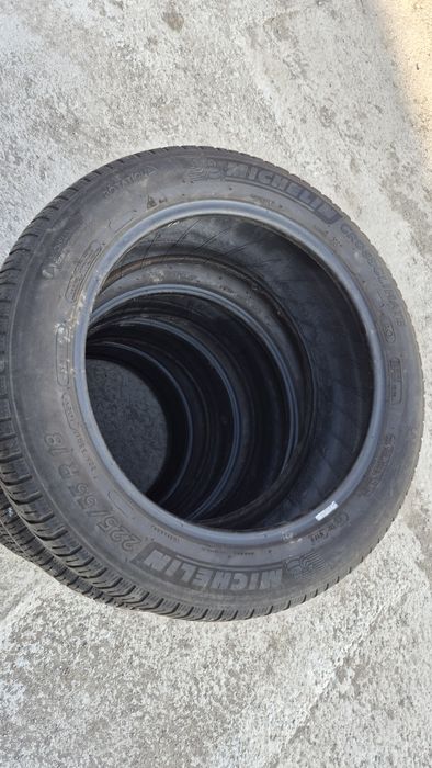 Летни гуми 225/55 R18