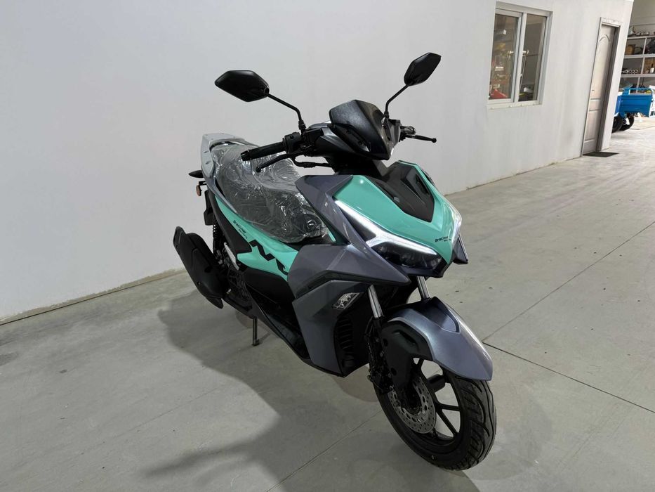 Scuter Breckner NVH 125 CU PERMIS pe benzina CIV inclus gri-turcoaz