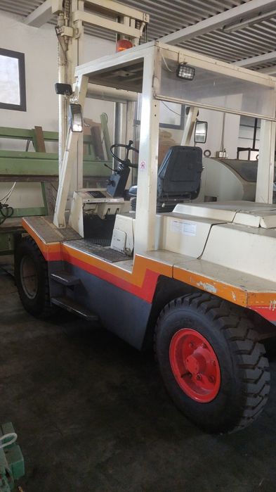 продавам мотокар 6 тона.  ,  цената е с включено ддс.