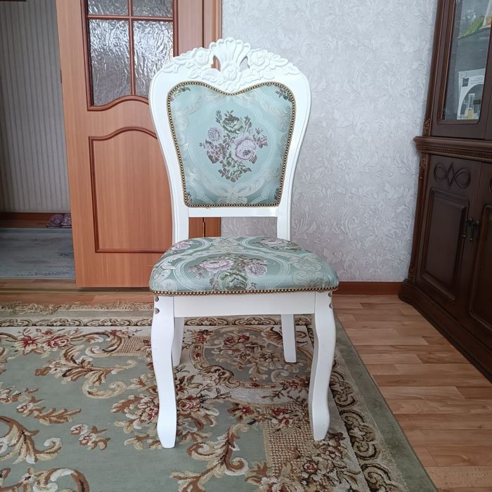 Продаются стулья 10шт.