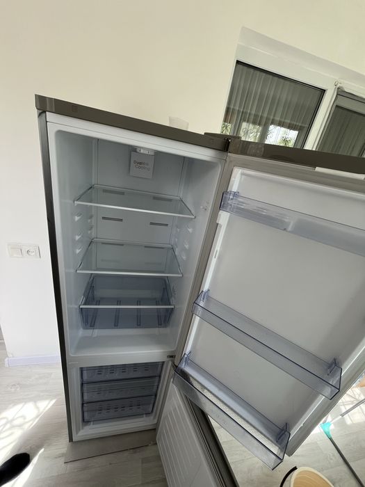 Продается холодильник