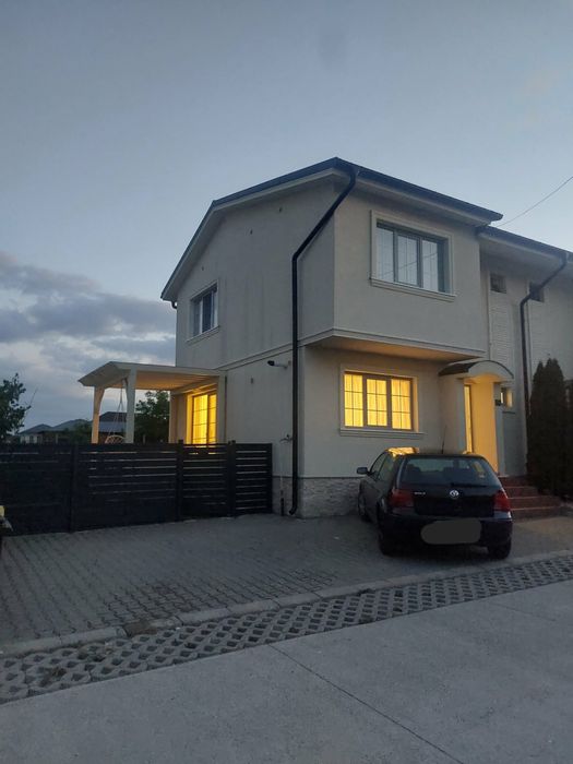 Duplex de inchiriat 4 camere Lisaura, Suceava