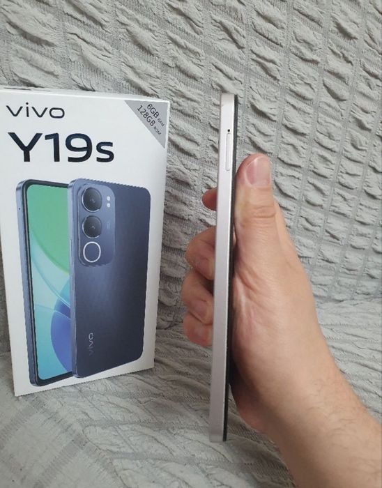 Srochna Sotiladi Vivo Y19S 8/128GB Silver White Igravoy Karobka Yaxshi