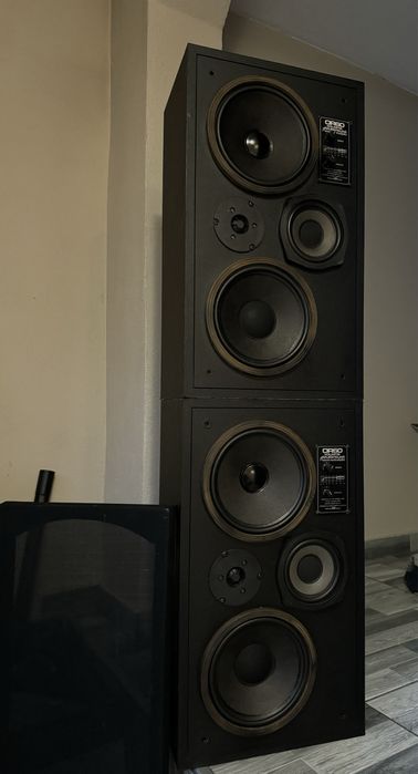 Boxe OR 60 Made in Danemark.