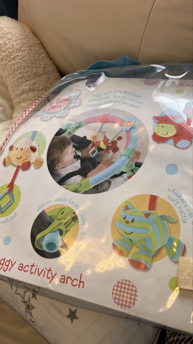 Saltea de activitati pentru bebe