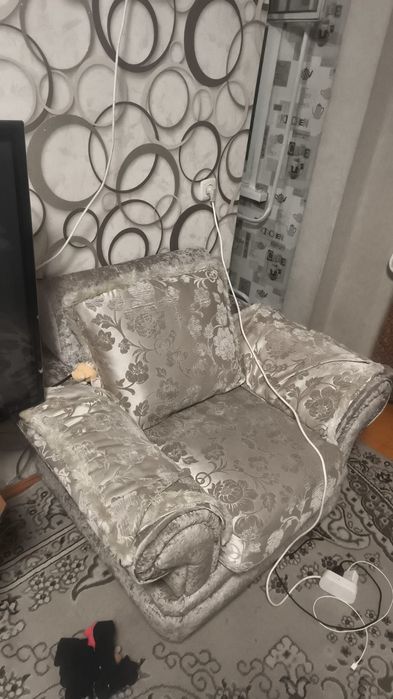 Продам диван кресло