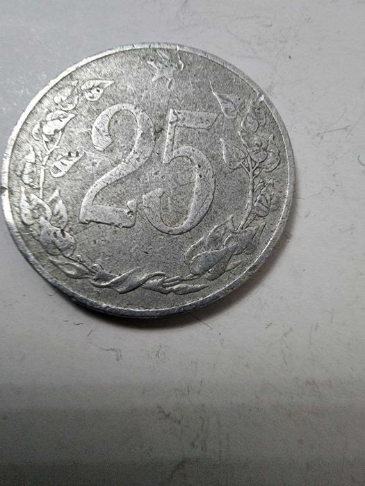 Монеты Республики Чехословакии.