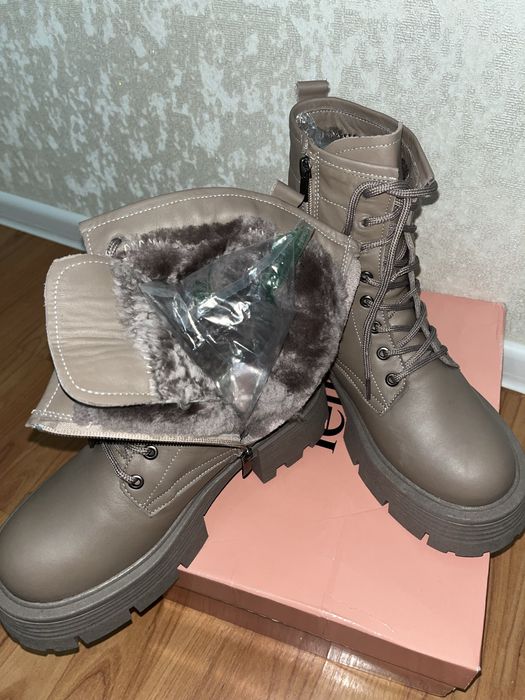 Сапоги женские новые