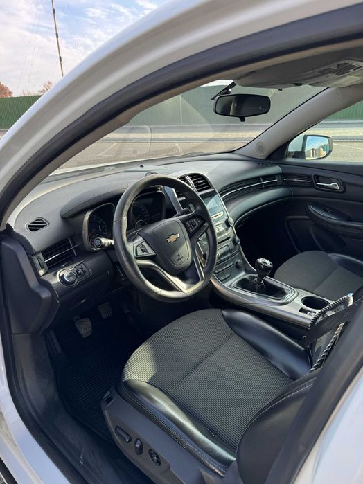 Malibu 1 2 pozitsiya