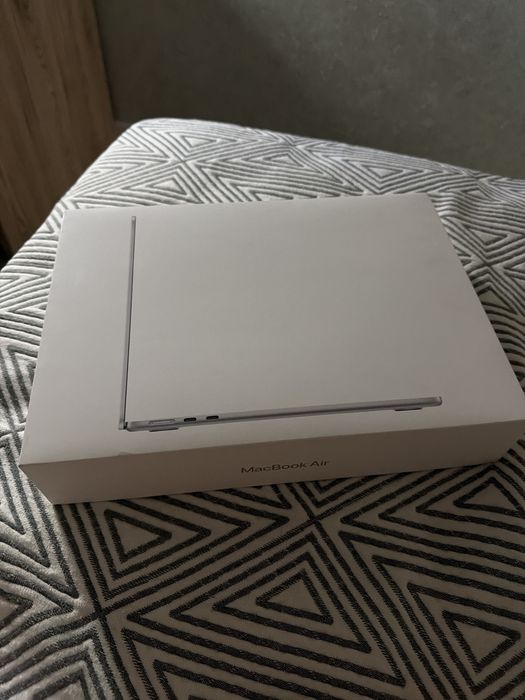 Macbook Air M4 2025