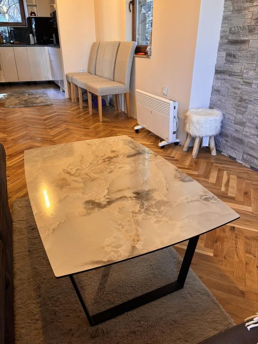 Холна маса не исползвана