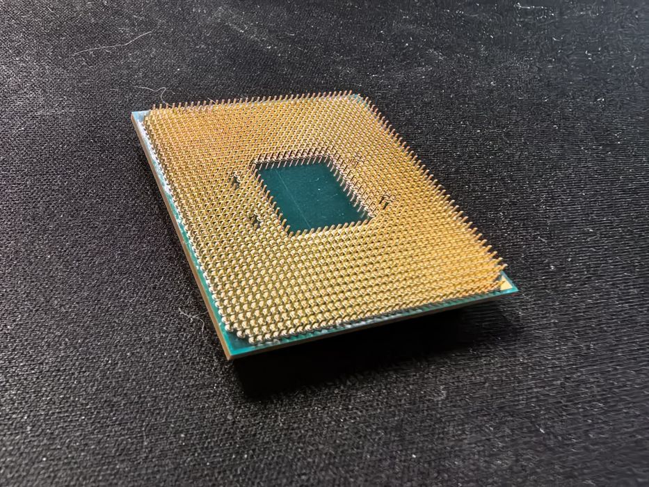 Продам срочно AMD Ryzen 5 3500x