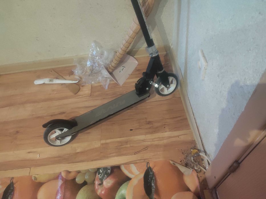 Продам самокат от 8-13 лет