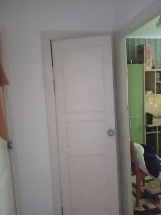 Двери деревянные б/у