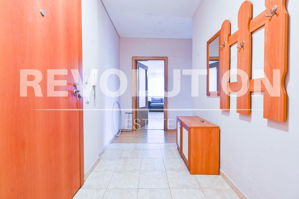 Дава се под наем Тристаен апартамент в София, Дианабад - 102 кв.м за 818 € - Снимка #7