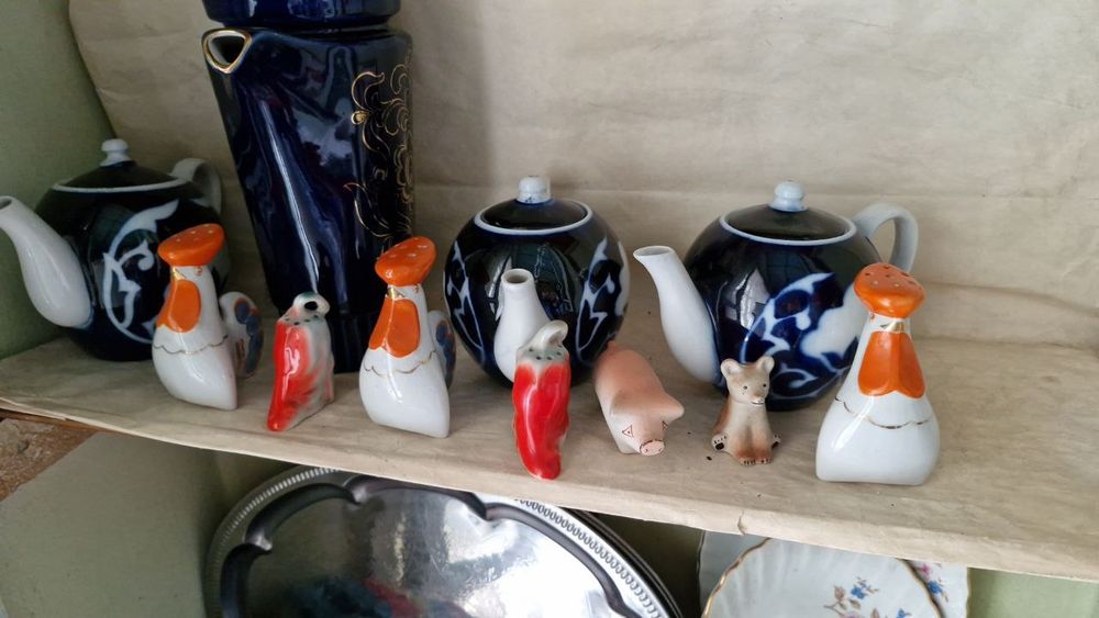 Статуэтки разные