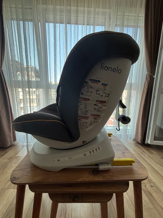 Детско столче за кола Lionelo Bastiaan One Isofix 0-36 кг