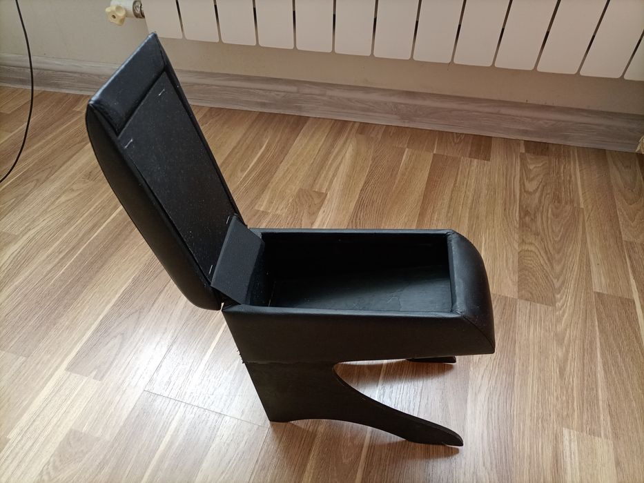 Подлокотник универсальный для автомобиля