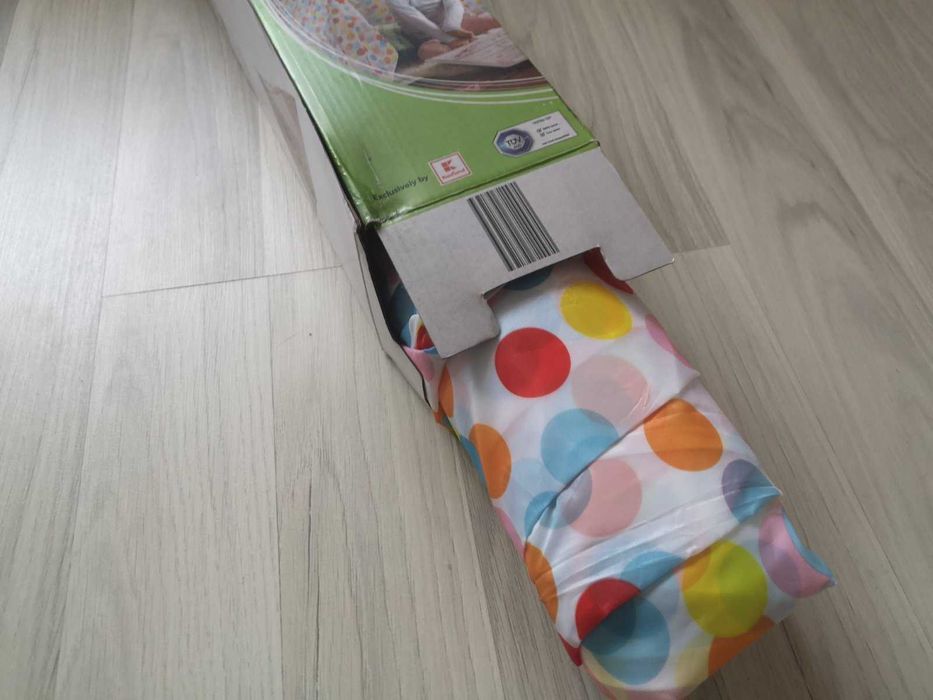 Детска палатка на точки