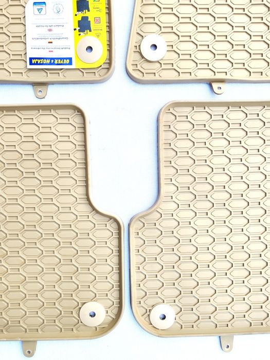 Covorașe cauciuc bej/crem pentru Audi A6C6 FL 2006-2012