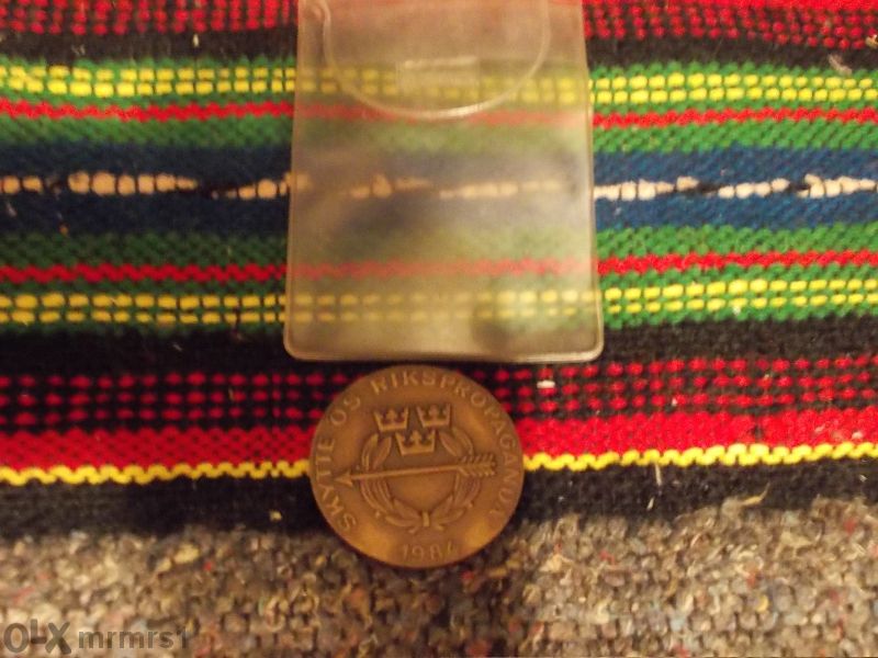 Шведски медал в опаковка