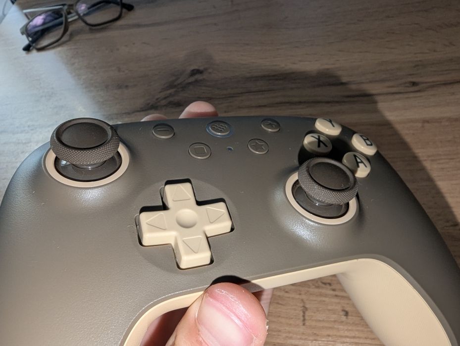 Беспроводной геймпад 8BitDo Ultimate 2C (2.4G / Bluetooth)