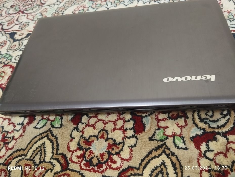 Ноутбук б/у в хорошем состоянии