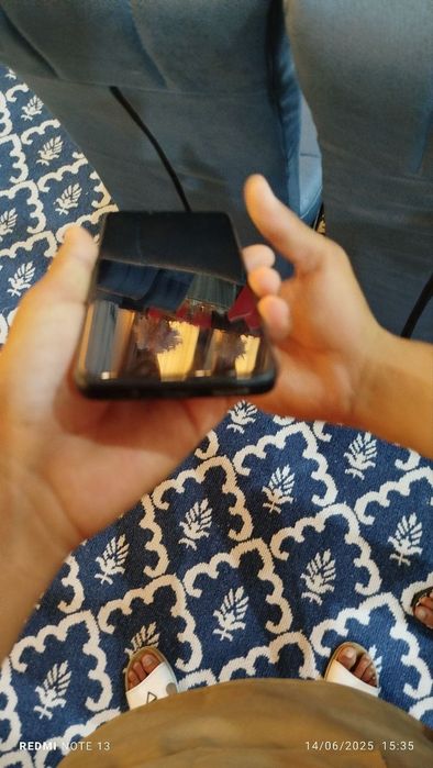 Redmi 12 aybi yoʻq usta koʻrmagan