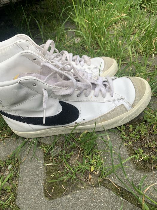 Adidasi nike blazer