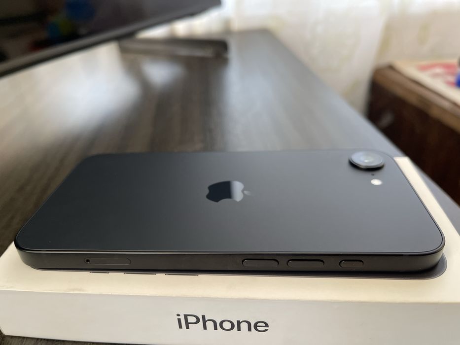 Iphone 16e 128gb 100%