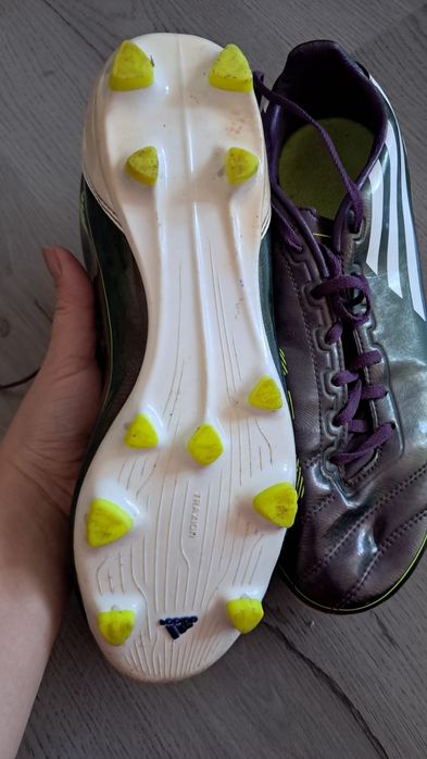 Ghete fotbal Adidas F50