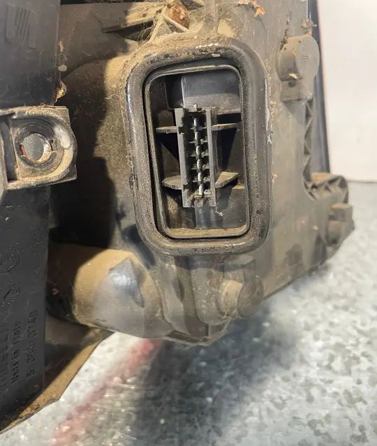 Lampa / Tripla stop stanga pe aripa Volkswagen VW Lupo 2001