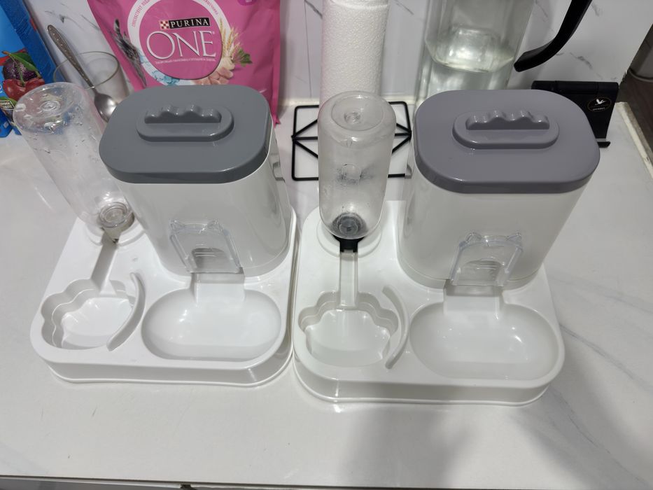 Продам автокормушка для кошек