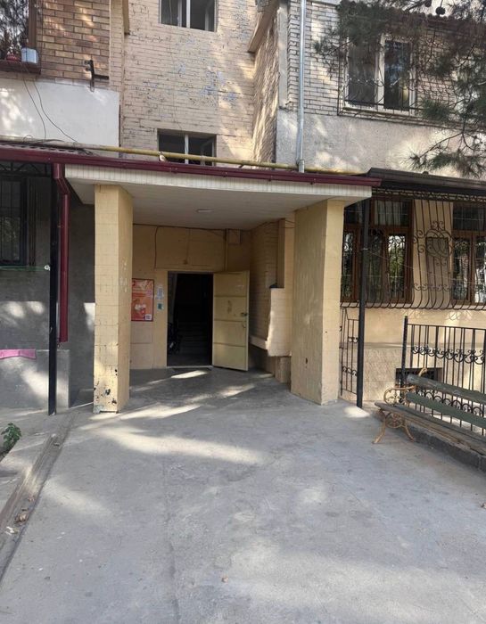 Аренда квартиры Шайхонтахурский рай Ц-13 Анхор парк 1/3/4 450$