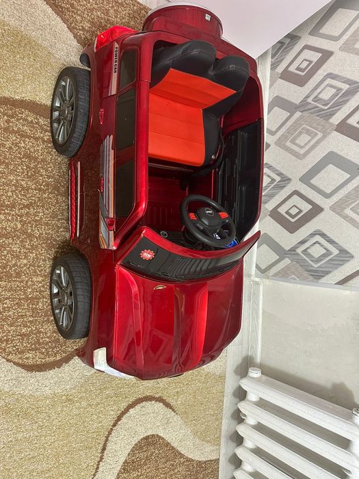 Машина для малышей.