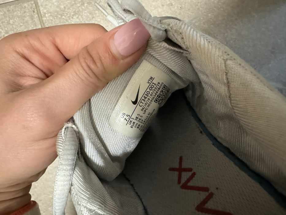 Дамски маратонки Nike 720