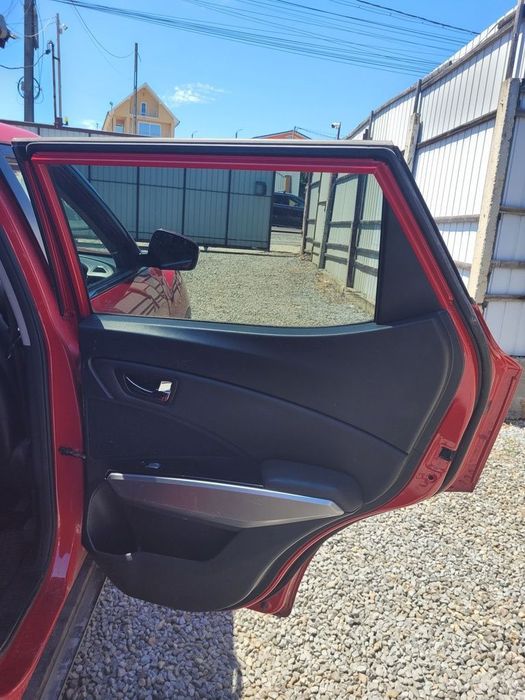 Usa Dreapta Spate SsangYong Tivoli 2015 - 2019 SUV 4 Usi Flaming Red Pear RAM (1290)