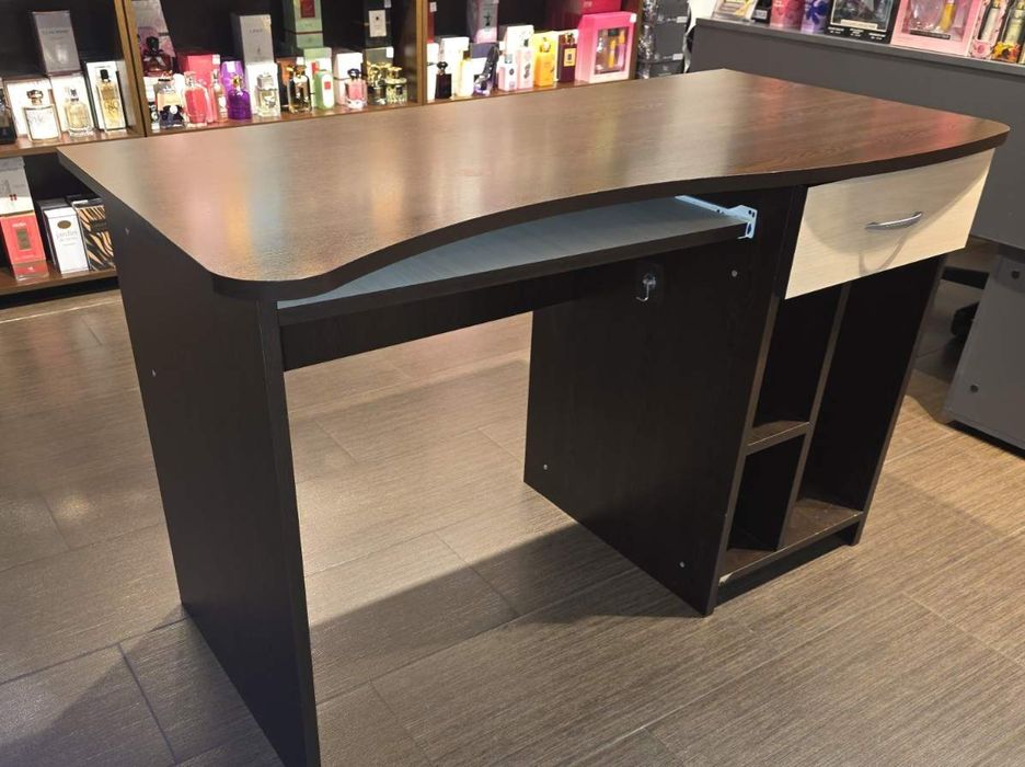 Офис бюро в отлично състояние