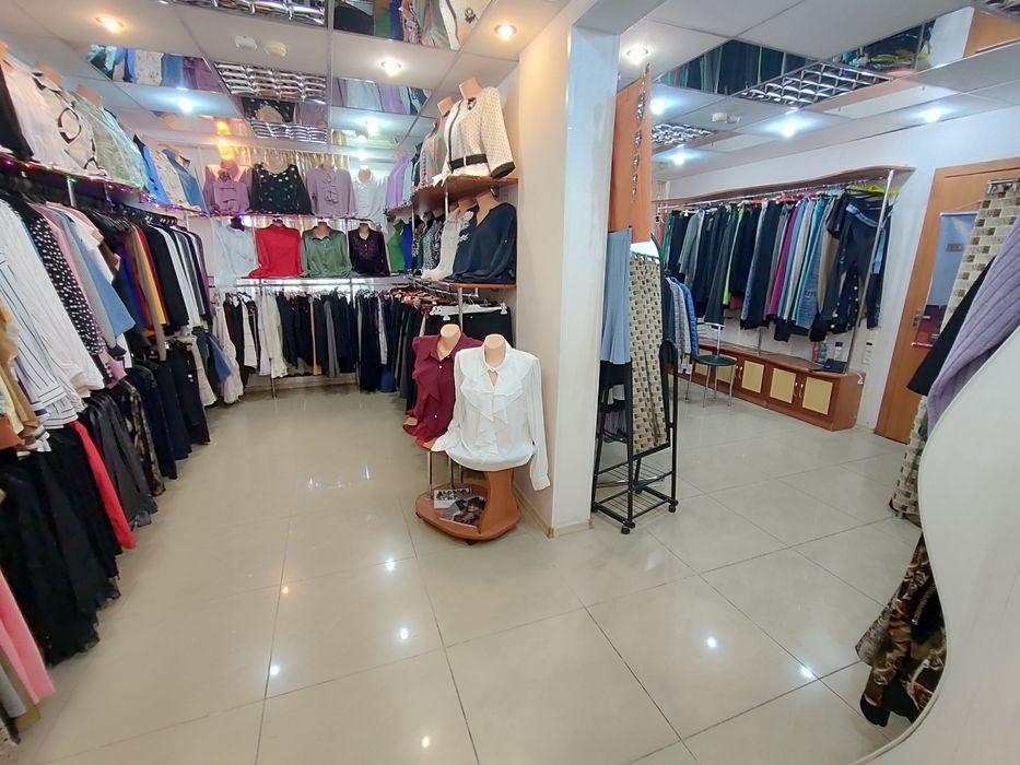 Магазин люксовой одежды "Версаль"