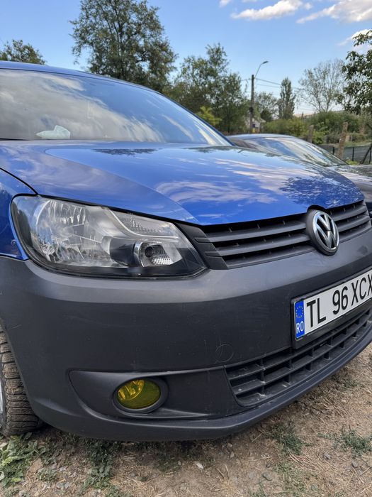 Vând VW Caddy 1.6 TDI 105 CP