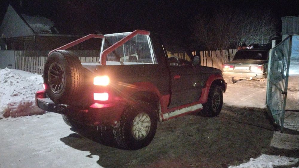 продам Митсубиси Паджеро пикап